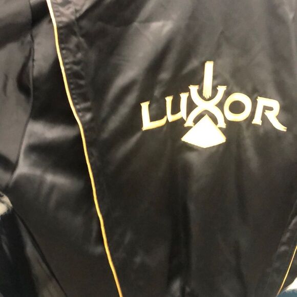 Official LUXOR Las Vegas black satin jacket - Picture 7 of 7